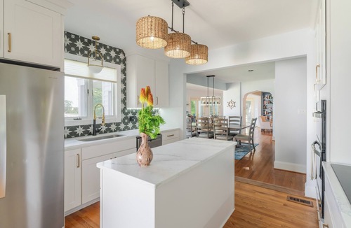 Urbanna House | Hot Tub + Private Beach: Waterfront Urbanna Escape