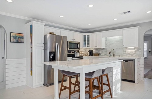 Morehead City House | Hot Tub~Waterfront Retreat~EPIC Game Room~Private