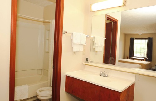 Acworth Hotel | Hotel Deerfield Inn & Suites Acworth Atlanta