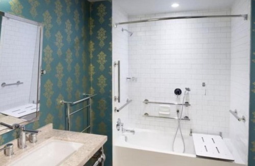 Old Town Alexandria Hotel | Hotel Indigo Old Town Alexandria by IHG