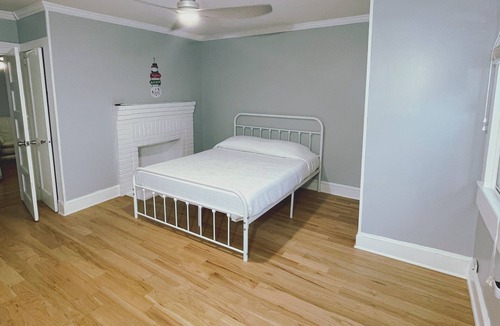 Americus House | House on an acre! Book 2 nights and get the 3rd free.