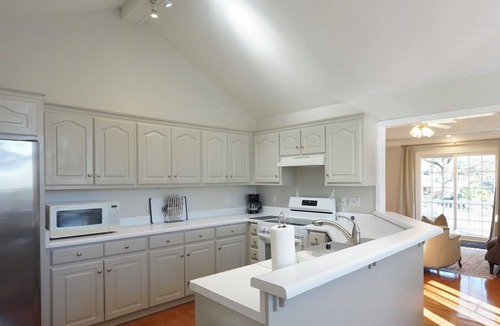 Greer House | House Plus Apartment in Top Location