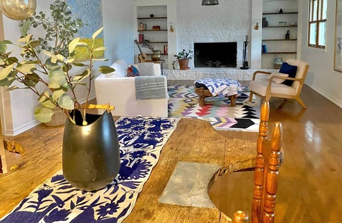 Hudson Bend House | Hudson Retreat. Perfect for Groups. Lake Views