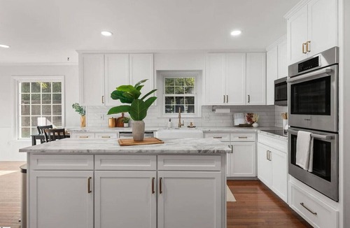 Greer House | HUGE Family Home in Greer-Peaceful, Walkable, Fun!