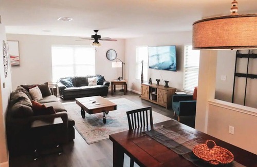 McKinney House | Huge Renovated Home + Yard Close to DT & Airport