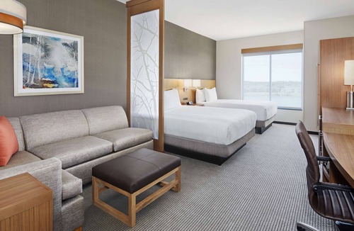 Southside Hotel | Hyatt Place Jacksonville/St. Johns Town Center