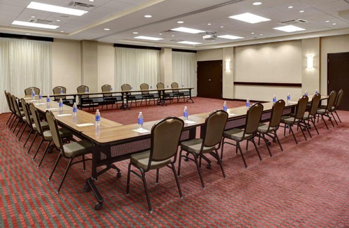 Mosby Hotel | Hyatt Select Richmond Airport