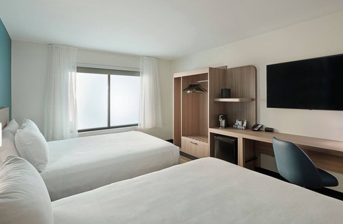 Williamsburg Hotel | Hyatt Select Williamsburg