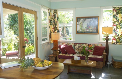 Wailuku Heights Bed & Breakfast | Iao Valley Inn