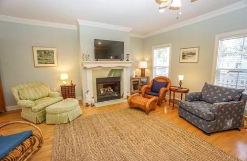 Port Royal House | Ideal Location! Perfect for Graduations and Lowcountry Getaways!