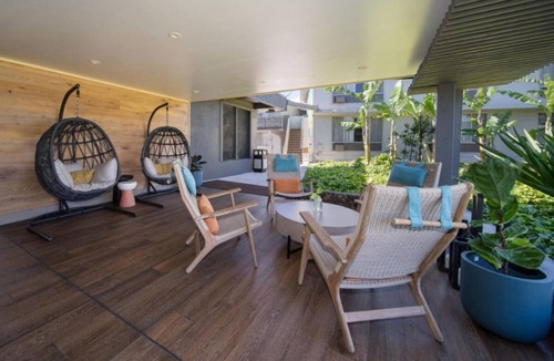 Kahului House | Ideal Spot! Pet-Friendly, Close to Kanaha Pond Wildlife Sanctuary