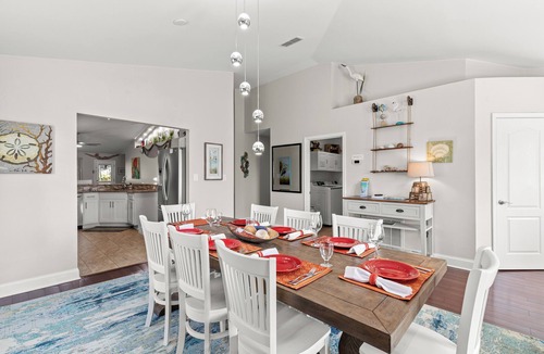 Miramar Beach House | 🌴Immaculate Home🌴4/2 Private pool, 6pas Golf Cart, Hot tub🌞 private beach⛱️