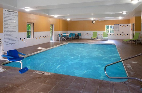 Flemington House | Impressive Room for Business Travelers! Free Wifi