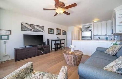 Ukumehame Ahupuaa Apartment | In the center of it all!