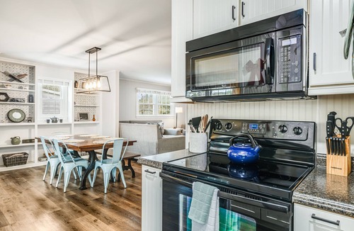 Blowing Rock House | In the heart of downtown Blowing Rock! 4 bdrm