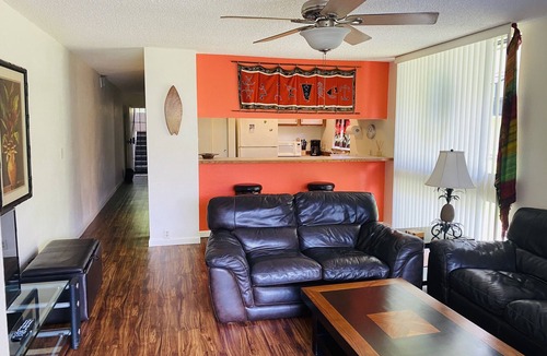 Historic Kailua Village Condo | In Town, Ocean View, Steps Away From The Beach, Shops, Restaurants And Bars!
