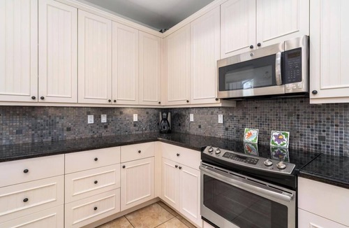 Kulalani House | Includes Mauna Lani Beach Club Pass. 1702 Kulalani