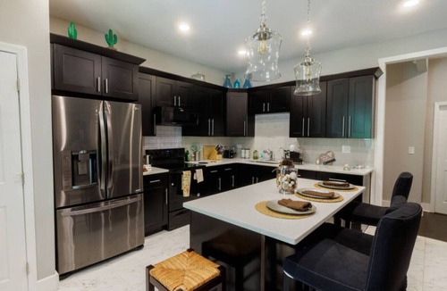 Lithonia House | Incredible King Bed Room Private Entry Bathroom