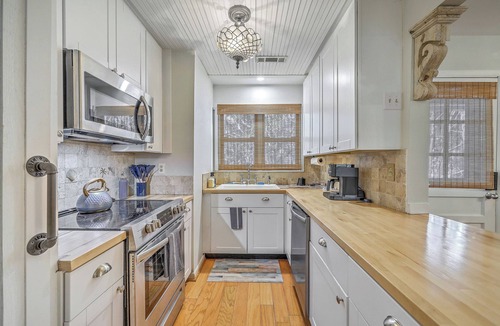 Tarpon Pond Cottage | Incredible Modern Cottage by Sea. Amenity Access