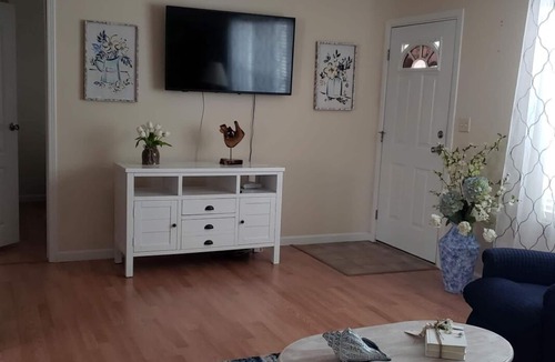 Longs House | Indulge in Home Like Comfort! Onsite Pool, Parking, Pet-Friendly Property