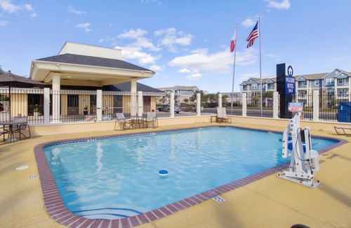 Ingleside Apartment | Ingleside TX | 2 Queen Bed