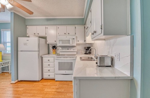 Gulf Stream Estates Condo | Inlet Pointe 33, two-bedroom, two-bath Inlet/channel-front condo
