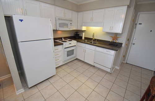 Gulf Stream Estates Condo | Inlet Pointe 23 - Second Row (Channelfront) in Garden City Beach