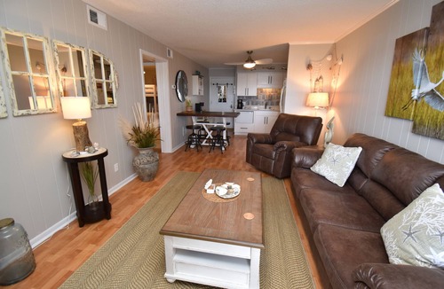Gulf Stream Estates Condo | Inlet Pointe 51 - Channel front in Garden City Beach