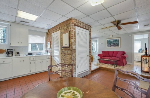 Historic Downtown Savannah Apartment | Intimate Getaway for Two, Steps from Forsyth Park by Lucky Savannah