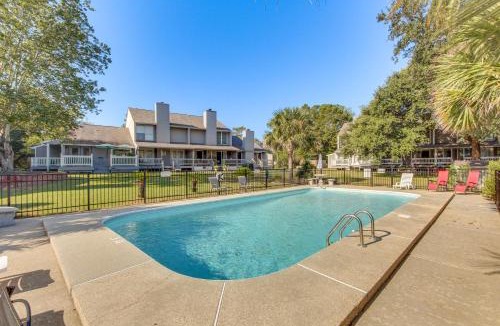 Diamondhead House | Inviting Home w/Golf Course View in Diamondhead!