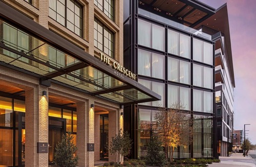 Fort Worth Cultural District Hotel | Inviting Room w/Prime Location for Museum Exploration