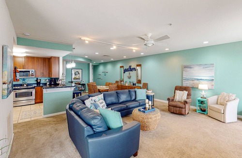 Sandbridge Condo | Inviting & well-equipped beachfront condo with balcony, 3 pools, gym & AC