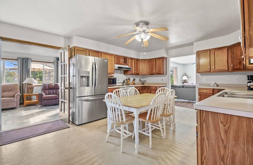 Chincoteague House | Island Estate | 5BR Waterfront w/Private Pool, Large Family Retreat, Pet Friendly