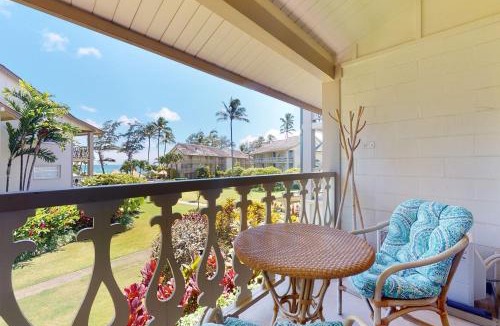 Wailua Hotel | Islander on the Beach 211