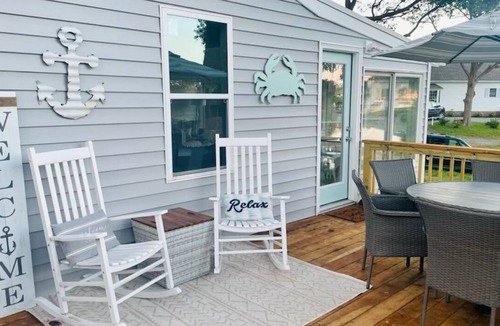 Deltaville House | Jackson Creek Waterfront, Private Dock, Kayaks, Chesapeake Bay, Sleeps 10