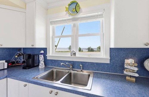 Minnesott Beach House | James Place - Waterfront Serenity on Dawson Creek