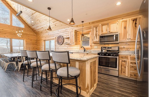 McHenry House | JCS Mountain Villa | Large Group Getaway, Indoor Pool