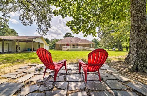 Warsaw House | 'JuJu's Place' Warsaw House w/Deck & Tree Swings!
