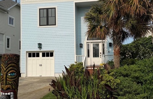 Croatan Beach House | July and August Upscale Beach right next door to VA Beach Boardwalk.Have ? Text