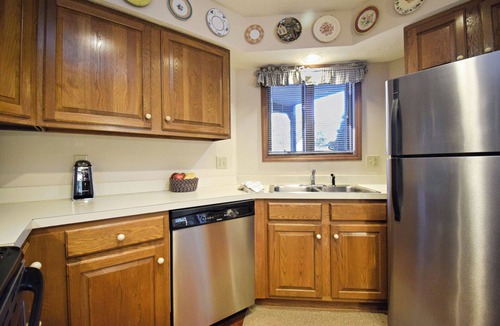 Blowing Rock Condo | Juniper 4 | Fireplace, Restaurant, Pool, Spa