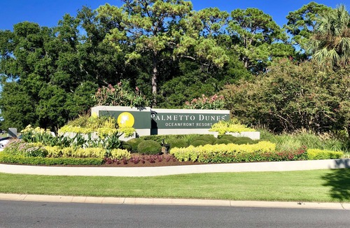 Palmetto Dunes Villa | Just 1 Min. Walk to The Best Beach - Pet Friendly