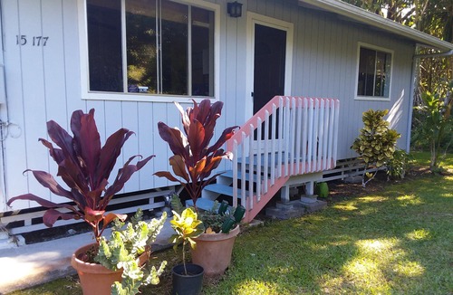 Kapoho House | Kai Malie Calm Seas Beside still waters Psalm 23:2-3.