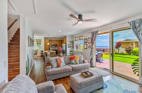 Makaha Valley House | Kalo Homes ~ Tropical Makaha Sanctuary