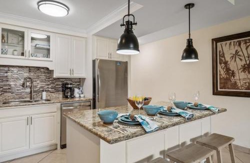 Kihei House | Kamaole Sands 7307 · KAS 7307 Remodeled Condo Across Beach w Poo