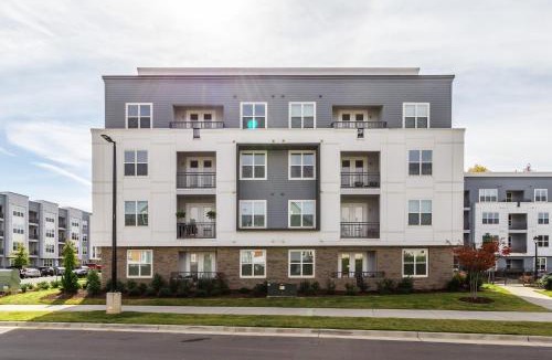 Charlotte Hotel | Kasa Freemorewest Charlotte