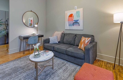 Columbia Apartment | Kasa | Open Loft, Located on Main Street | Columbia