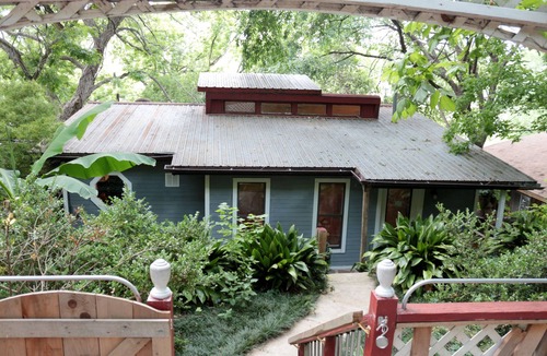 Rio Robles House | Kayak, Paddleboard, Fish & relax on the decks of this beautiful Waterfront Home