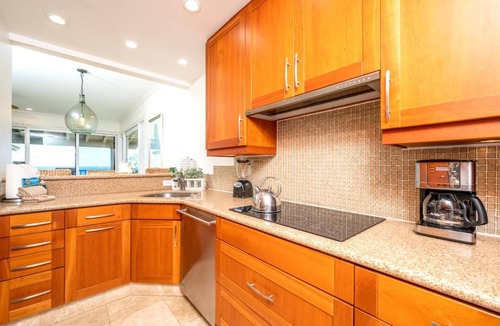 Napili Condo | KBM Resorts | FREE CAR | Kapalua Bay Villa | Ocean view | 1-Bedroom Condo, Recently Remodeled! KBV-12B3