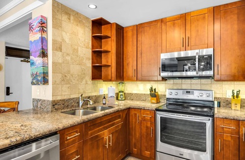 Kapalua Condo | KBM Resorts | FREE CAR | Kapalua Golf Villa | Golf Course view | 2-Bedroom Condo! KGV-14T6