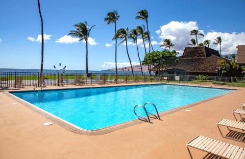 Kihei Apartment | KBM Resorts FREE CAR Maalaea Surf 1-Bedroom Condo with Prime Location Turtle views MSR-F2